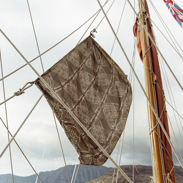 Hānaiakamalama Pareo - Hōkūleʻa 50th x Aloha de Mele
