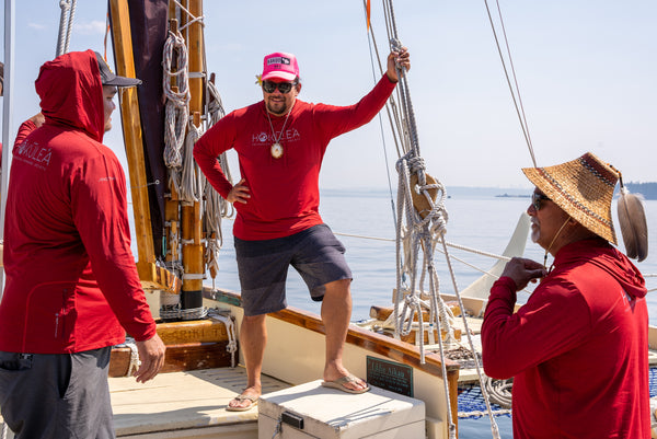 Hōkūleʻa - Anetik Long-Sleeve Tech Hoody - Red Heathered